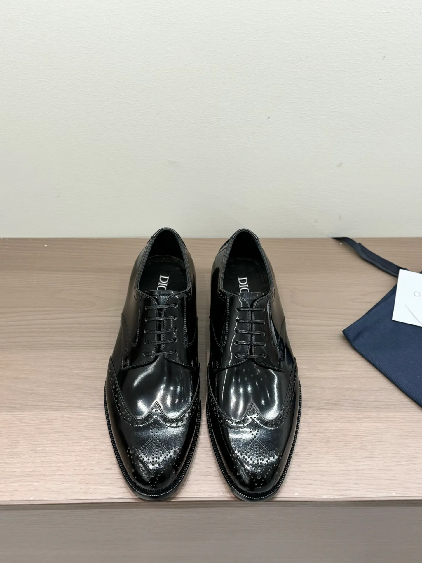 940💰 Dior high-end men's boutique casual leather shoes, imported cowhide upper, water-dyed cowhide lining, imported genuine leather outsole, perfect details, standard code 39-44 (38.45.46 customized, non-returnable and non-exchangeable),